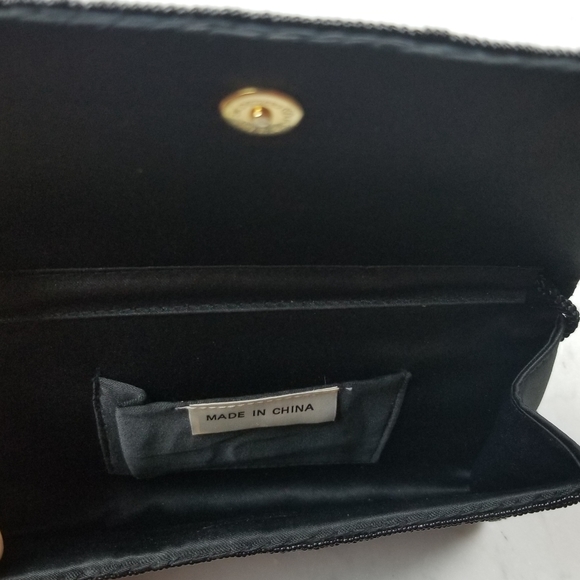 Multicolored Sequined Purse - Picture 7 of 8